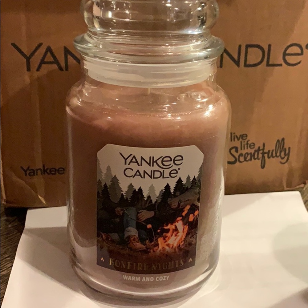 Yankee candle Bonfire Nights Warm and Cozy